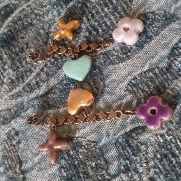 Authentic Louis Vuitton LV monogram antique style vintage pierced charm earrings - Picture 9 of 12